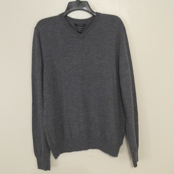 Tahari Sweaters - SOLD TAHARI Sweater size XL